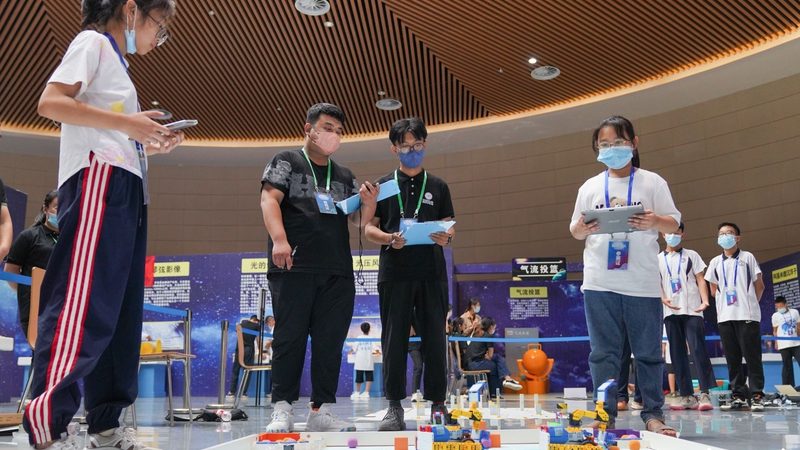 数字孪生工厂建设：揭秘高效制造的未来蓝图